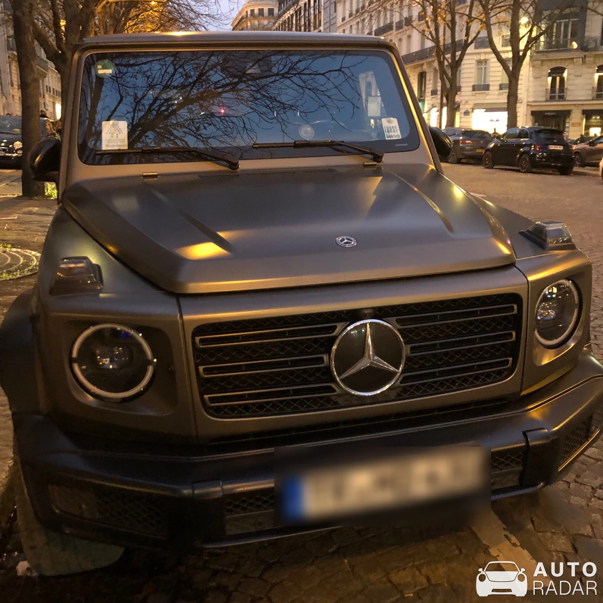 Mercedes-Benz G 500 spotted in Paris, France