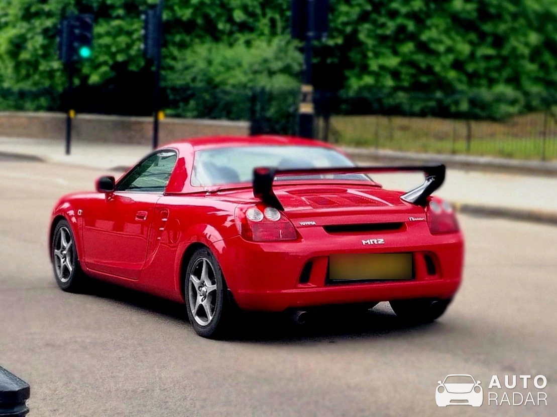 Toyota MR2 Mk.3 spotted
