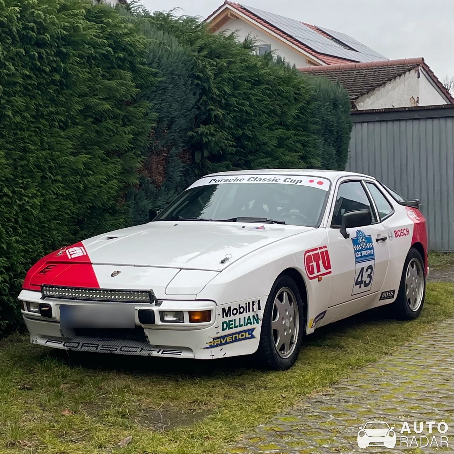 Porsche 944 Turbo spotted in Burghausen