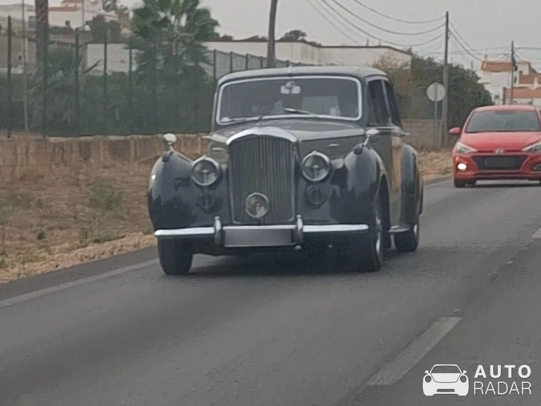 Bentley Continental S spotted in Algoz