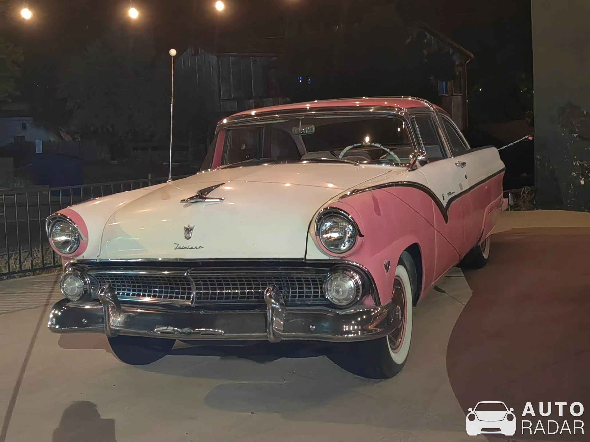 Ford Fairlane Crown Victoria spotted in Williams