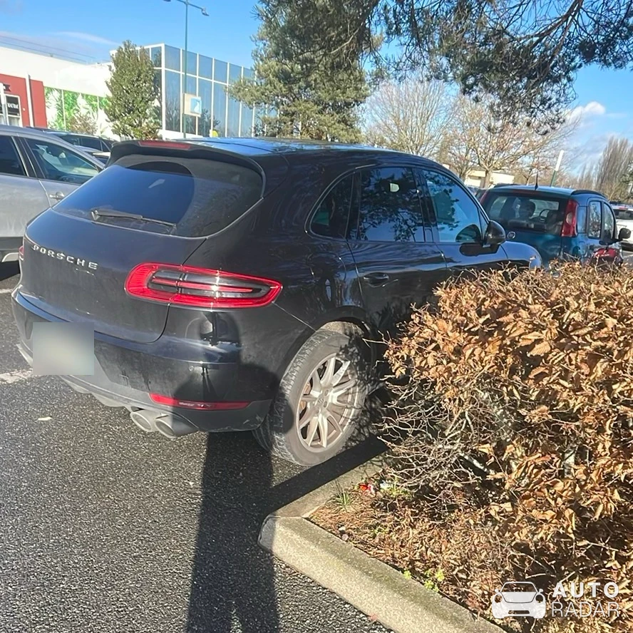 Porsche Macan spotted in Cesson, France