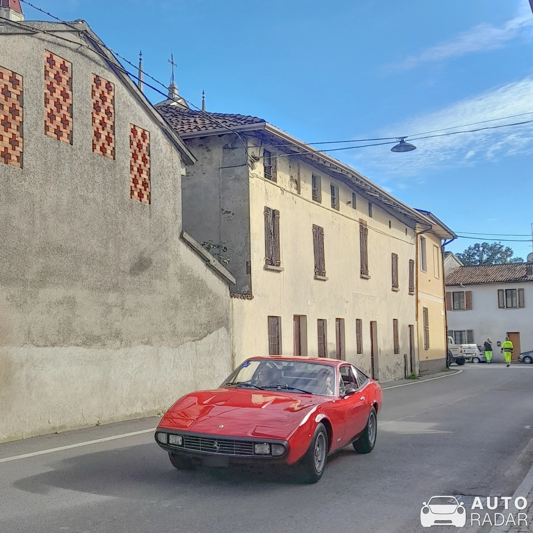 Ferrari 365 GTC spotted in Brescia