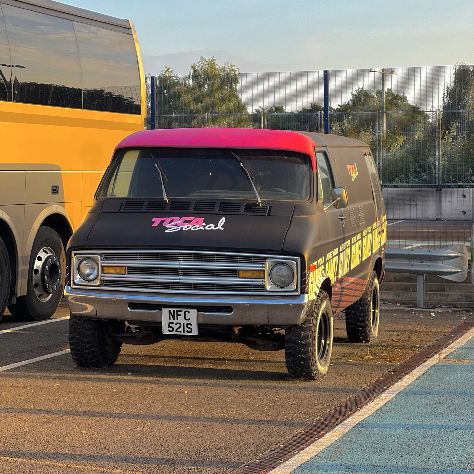 Dodge B-Series Van