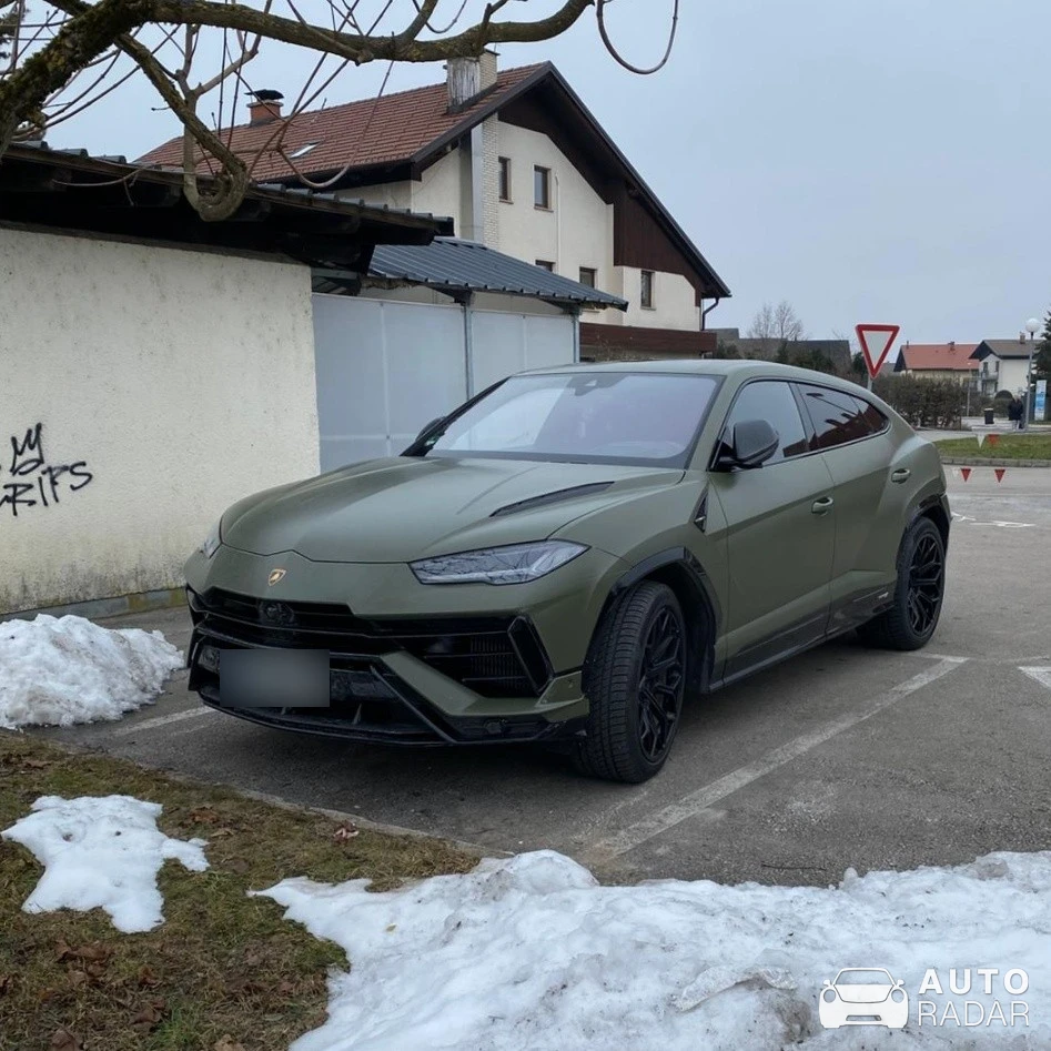 Lamborghini Urus spotted in Mengeš, Slovenia