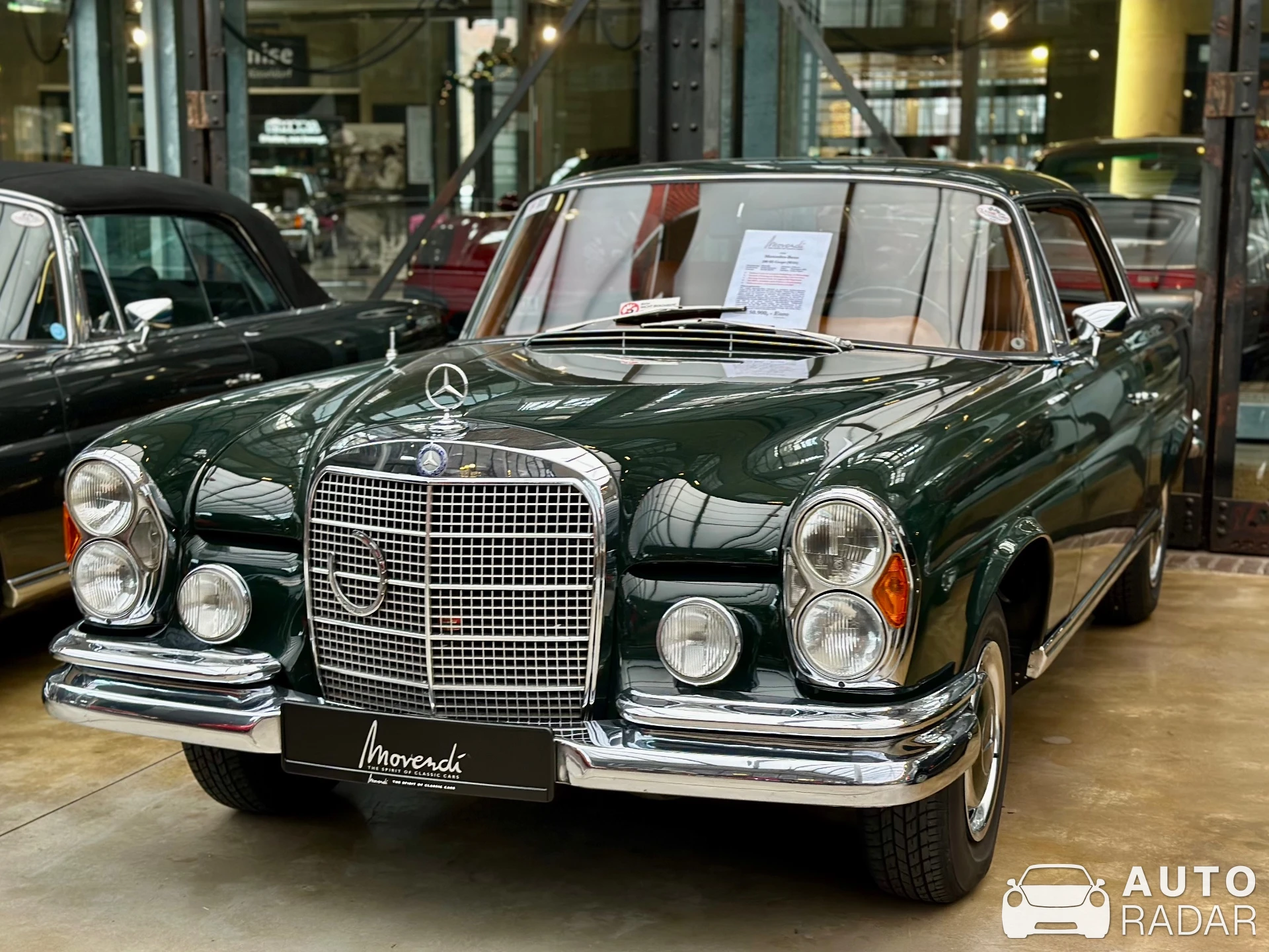 Mercedes-Benz 280 SE spotted in Düsseldorf, Germany