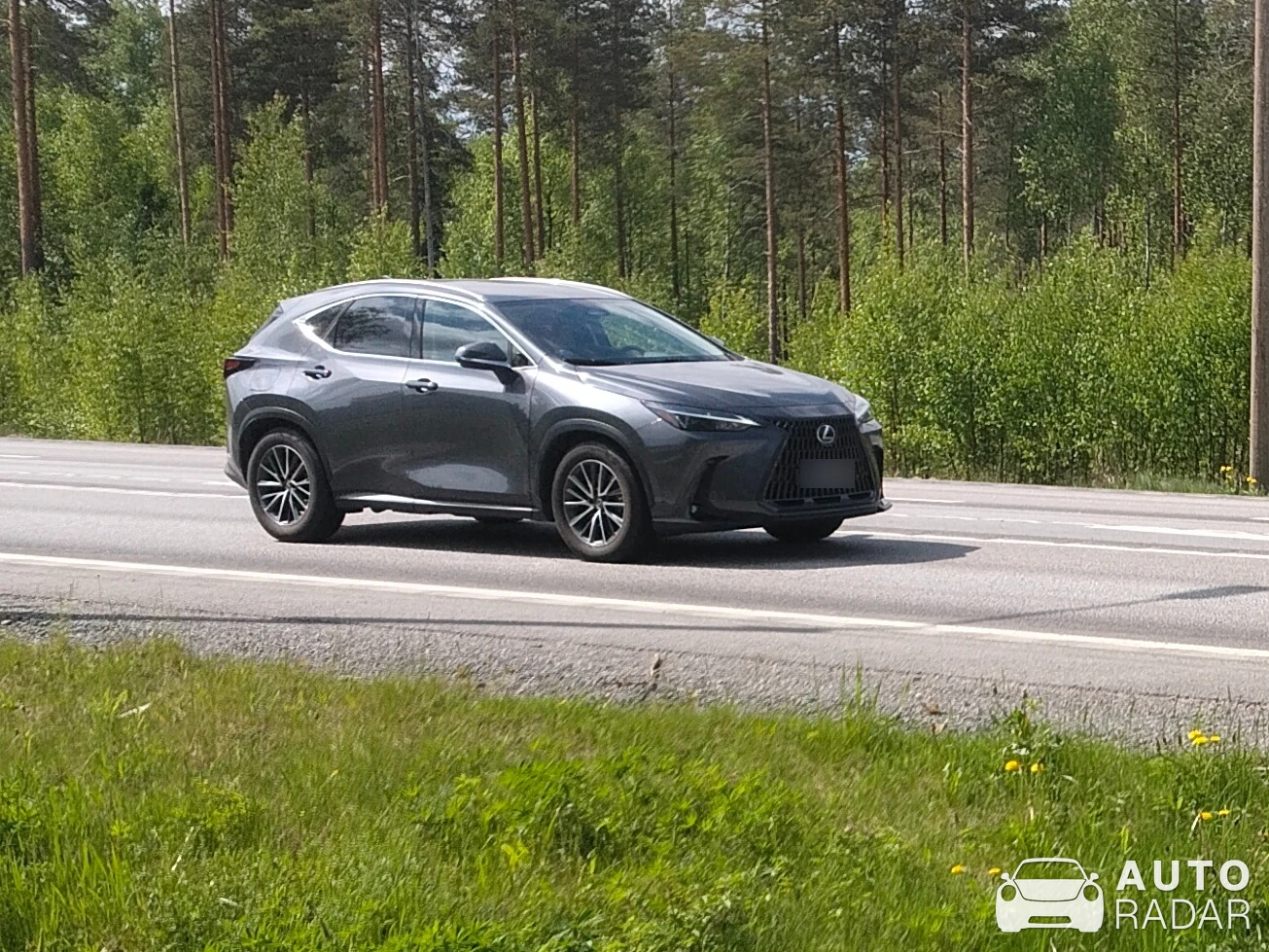 Lexus NX spotted in Leivonmäki