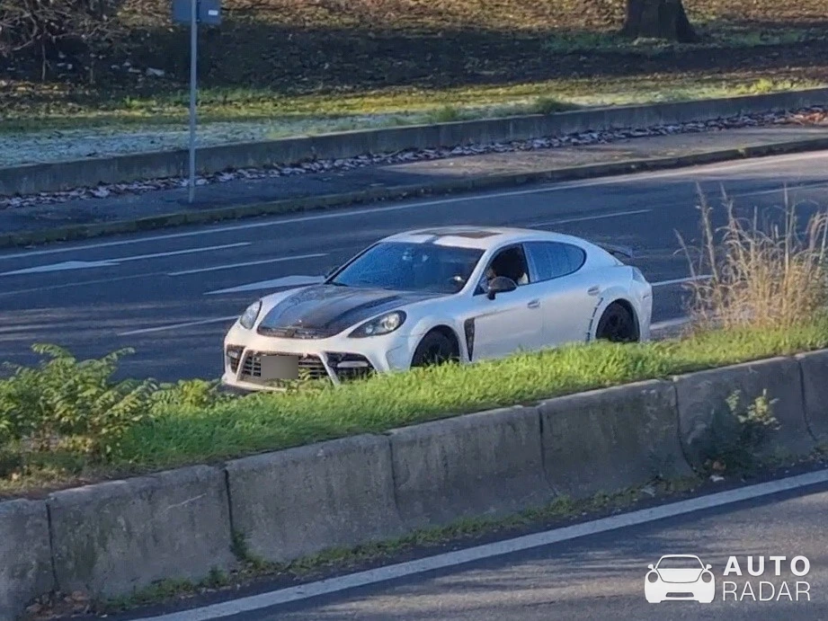 Porsche 971 Panamera Turbo Mansory spotted in Milano