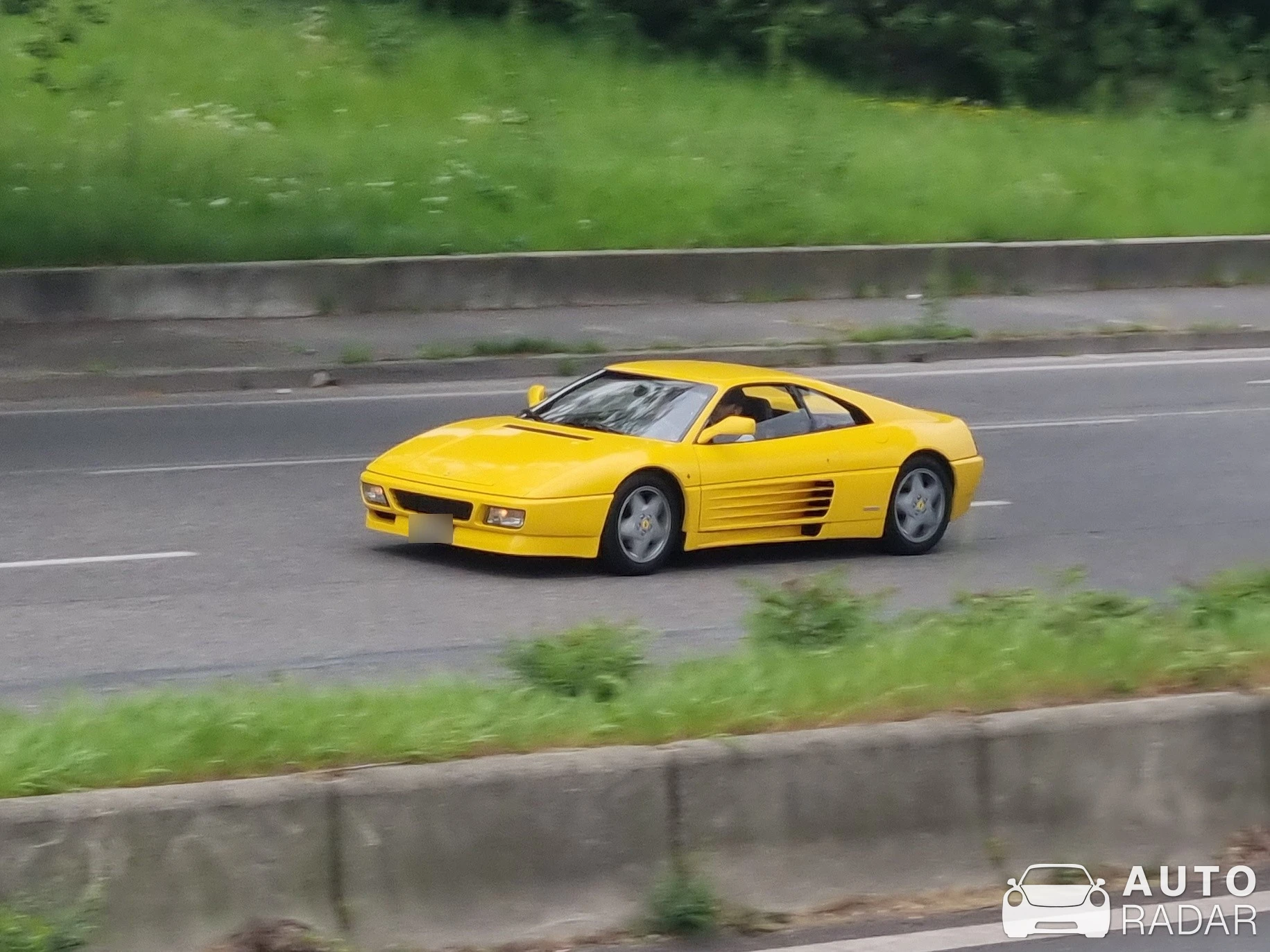 Ferrari 348 GTB spotted in Milano