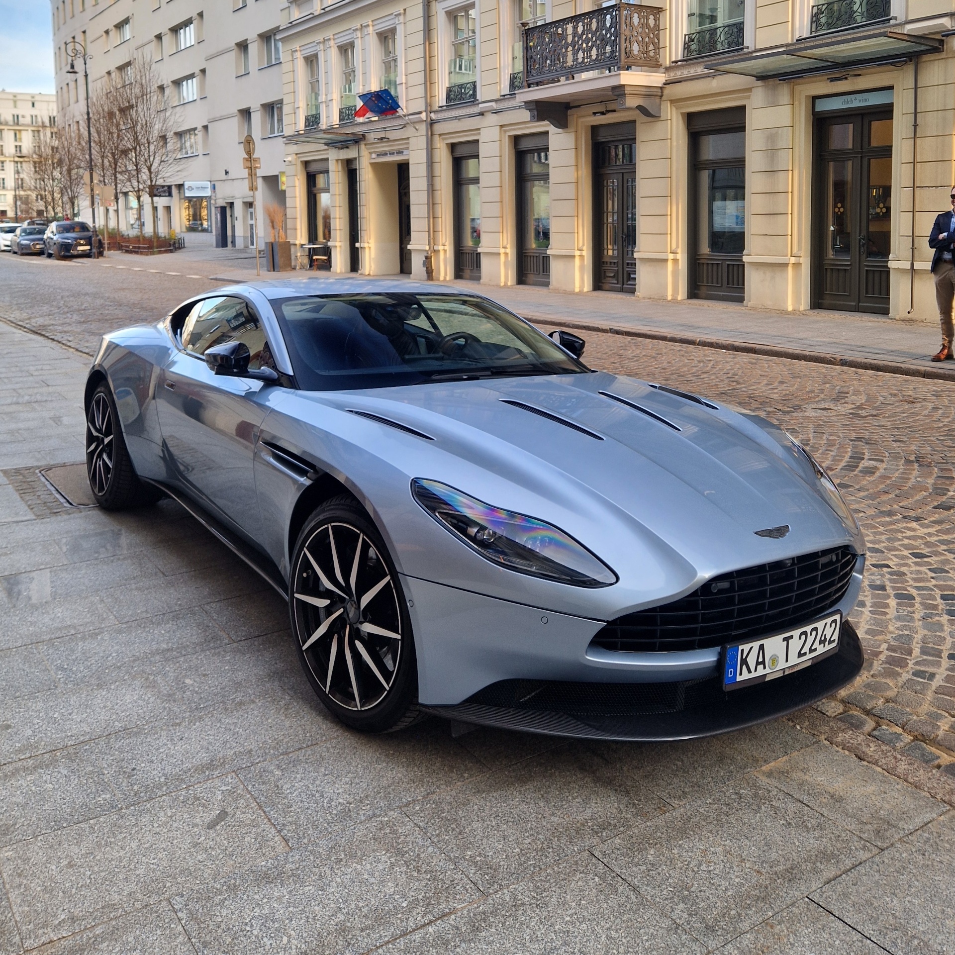 Aston Martin DB11 AMR