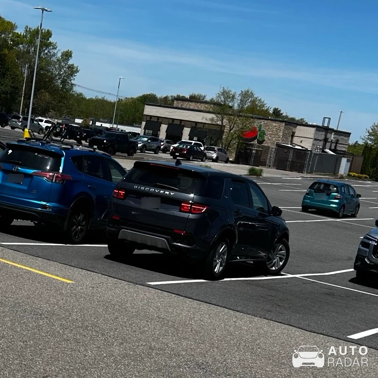 Land Rover Discovery Sport spotted in East Walpole