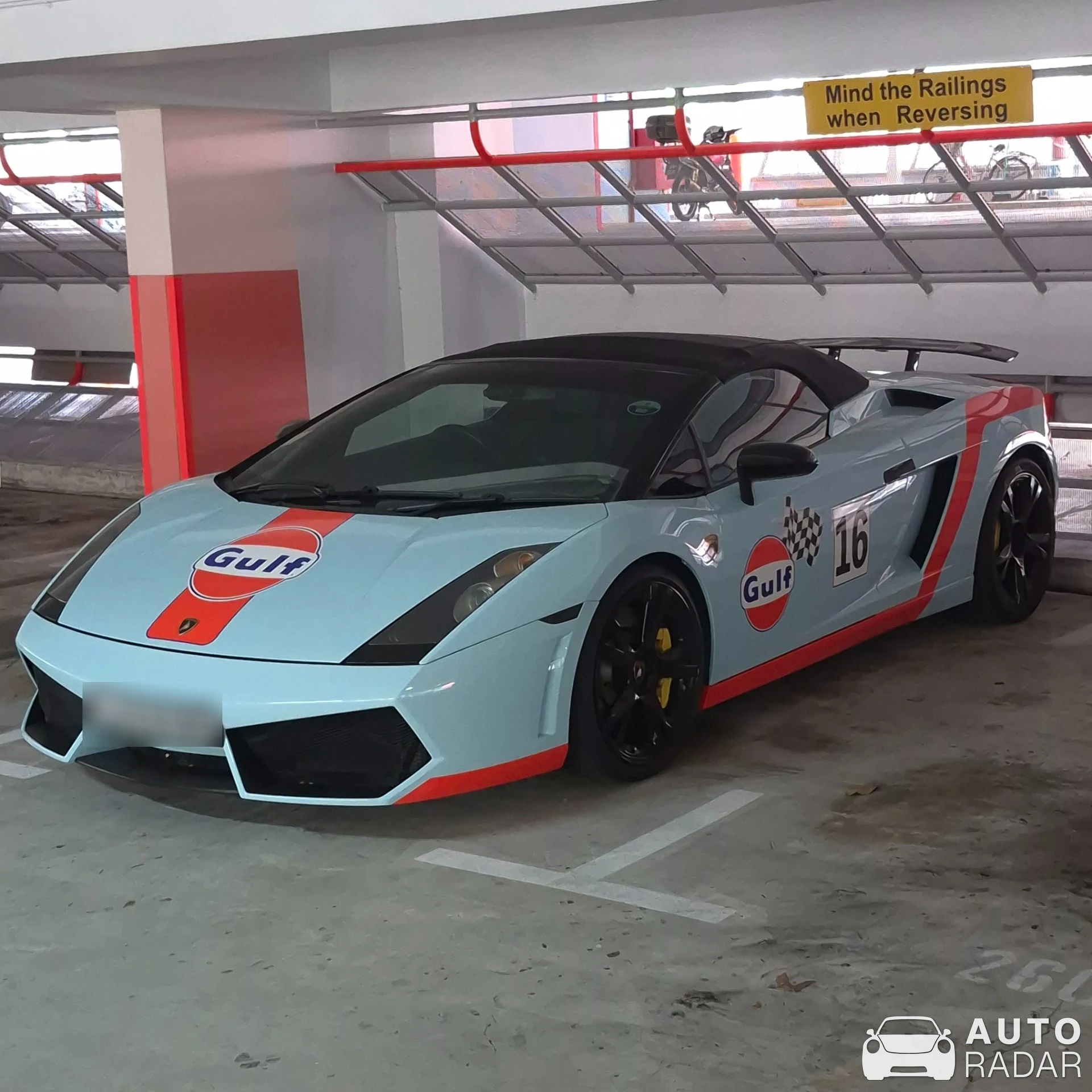 Lamborghini Gallardo Spyder spotted in Singapore, Singapore