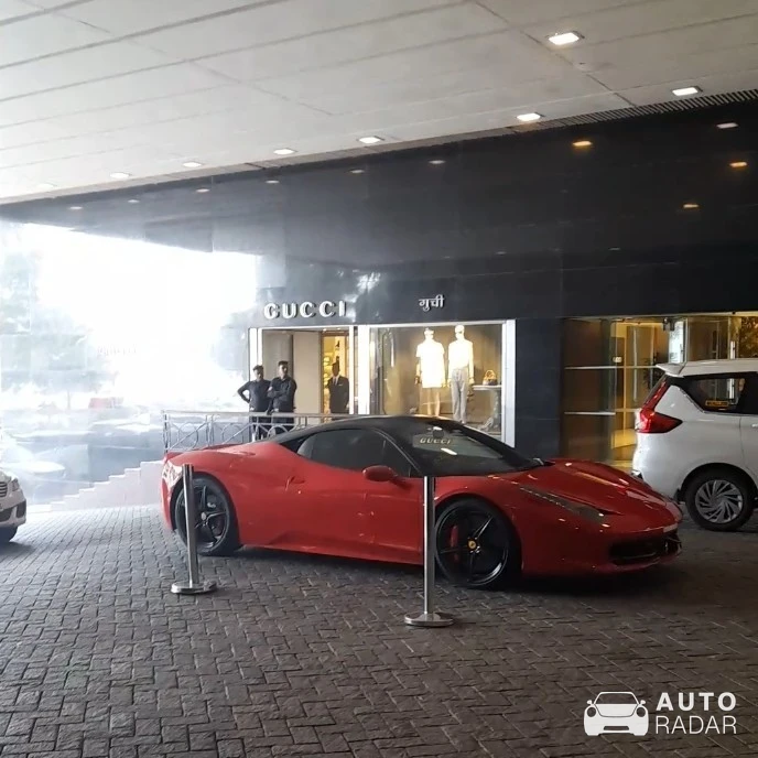 Ferrari 458 Italia spotted in Mumbai, India