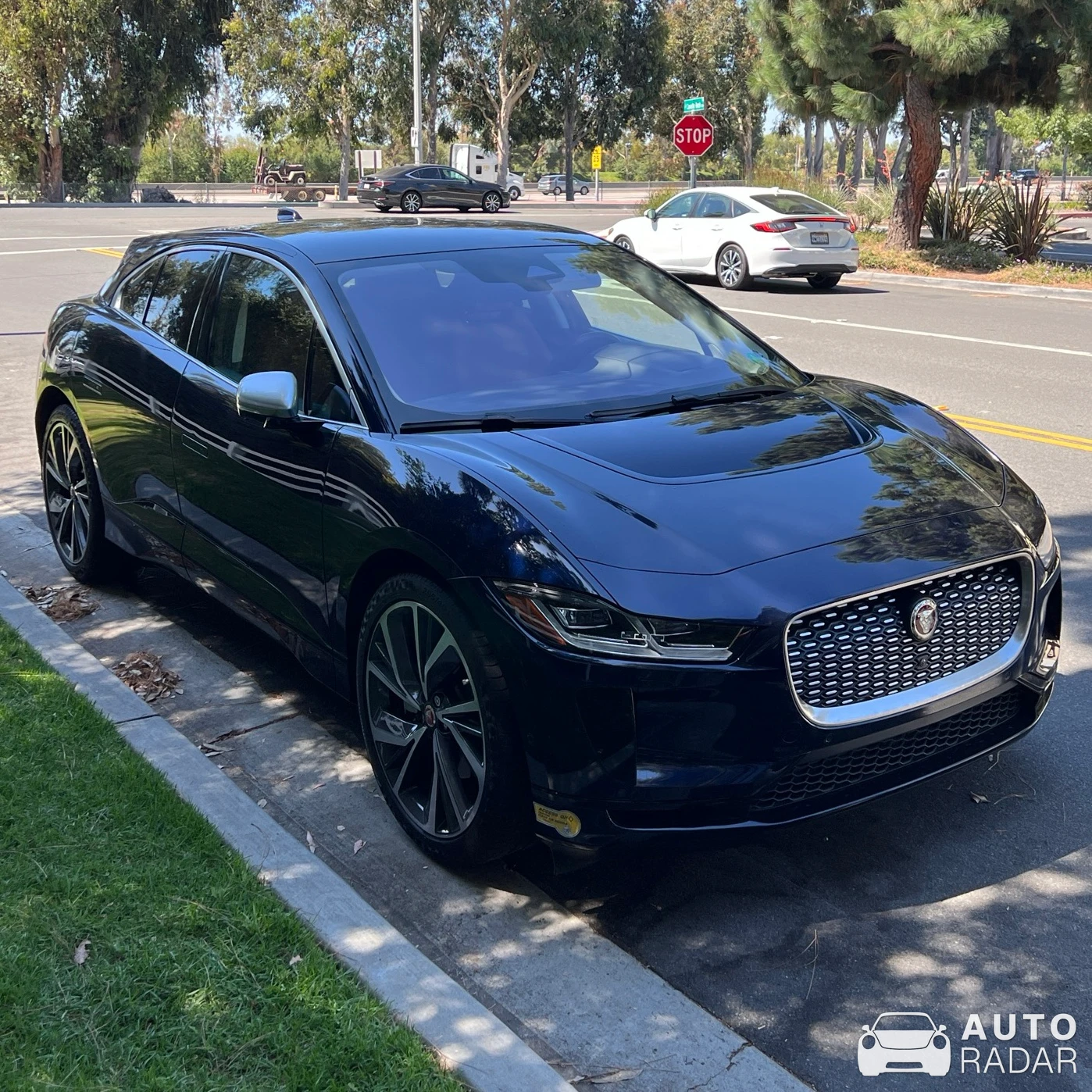 Jaguar I-PACE 2024 spotted in Camarillo