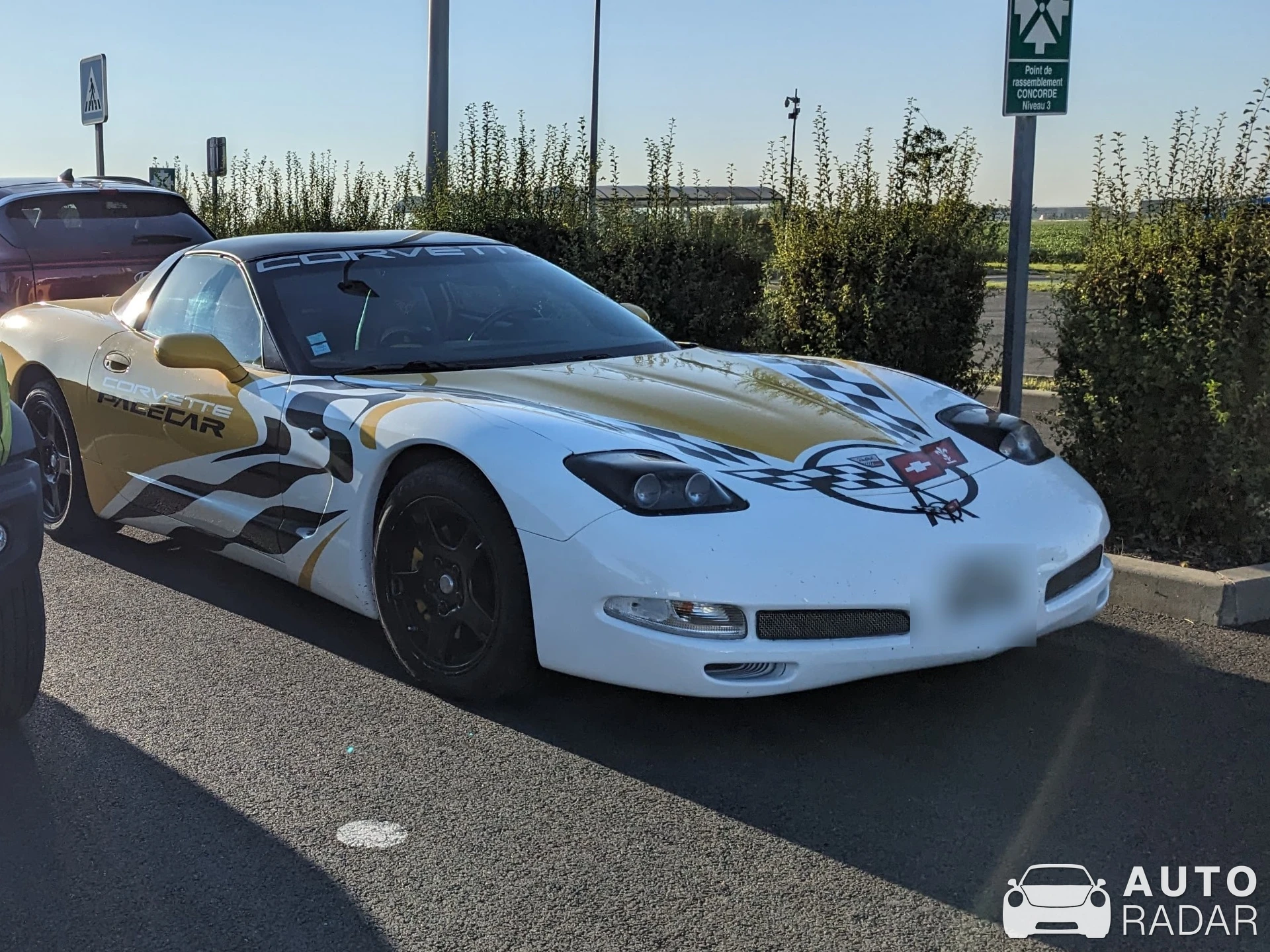 Chevrolet Corvette C5 spotted in Melun, France