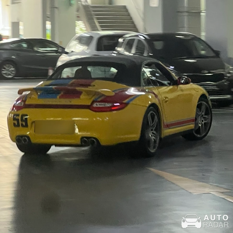 Porsche 997 Carrera 4S Cabriolet spotted in Singapore