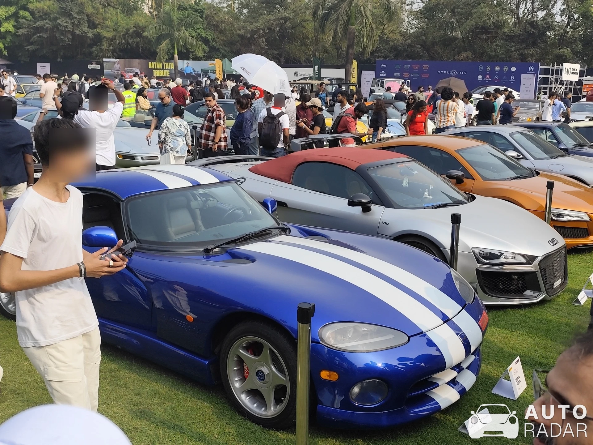 Dodge Viper GTS spotted in Mumbai, India