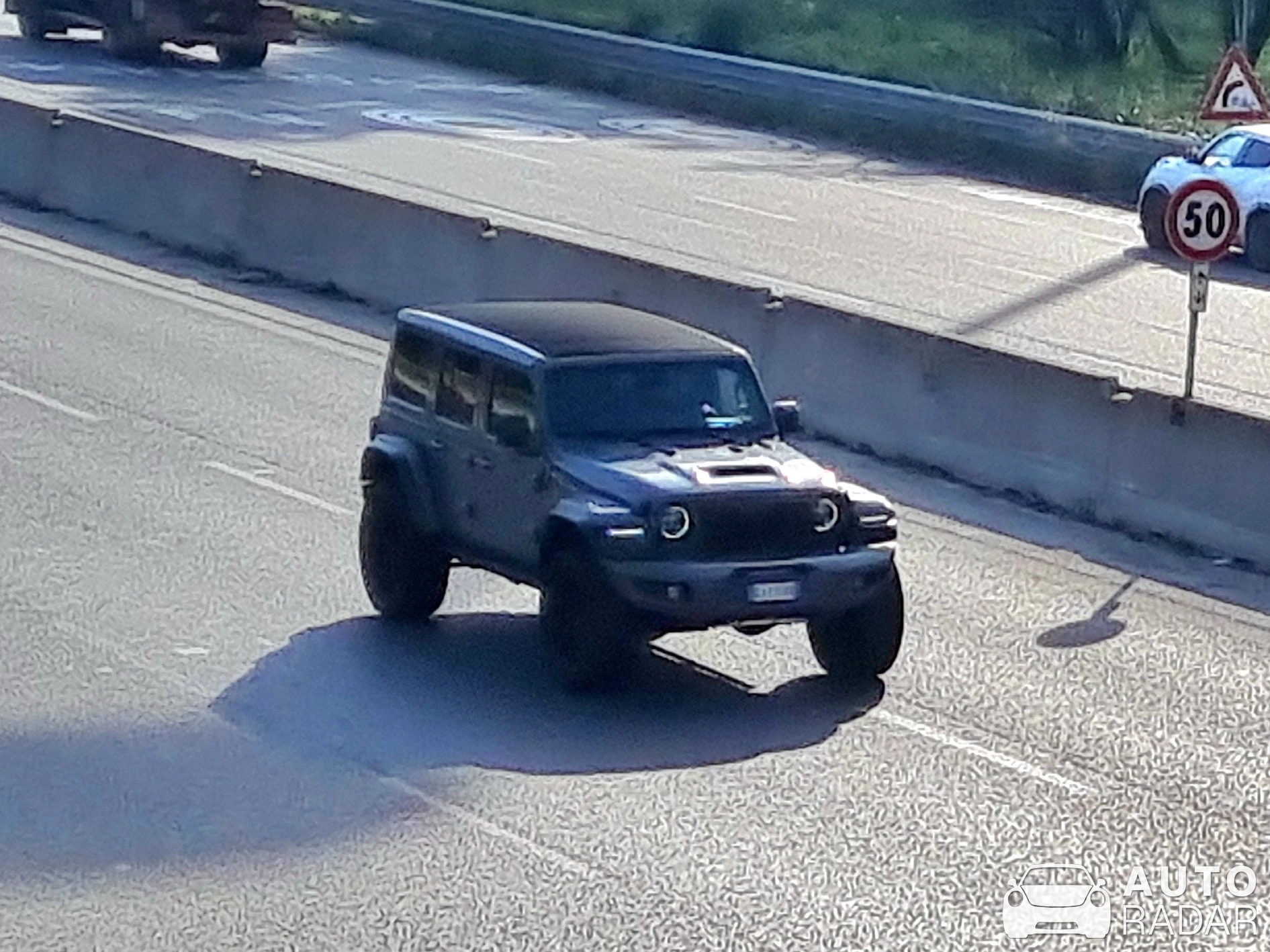 Jeep Wrangler Rubicon Militem Ferox 500 spotted in Milano
