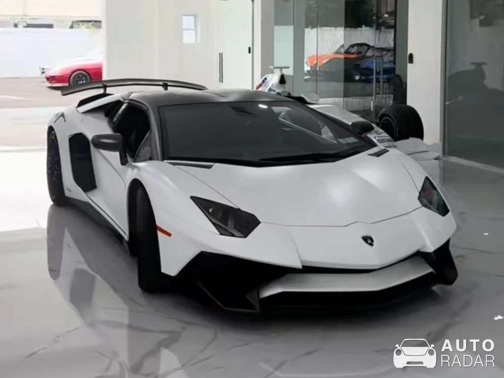 Lamborghini Aventador LP700-4 spotted in West Chester
