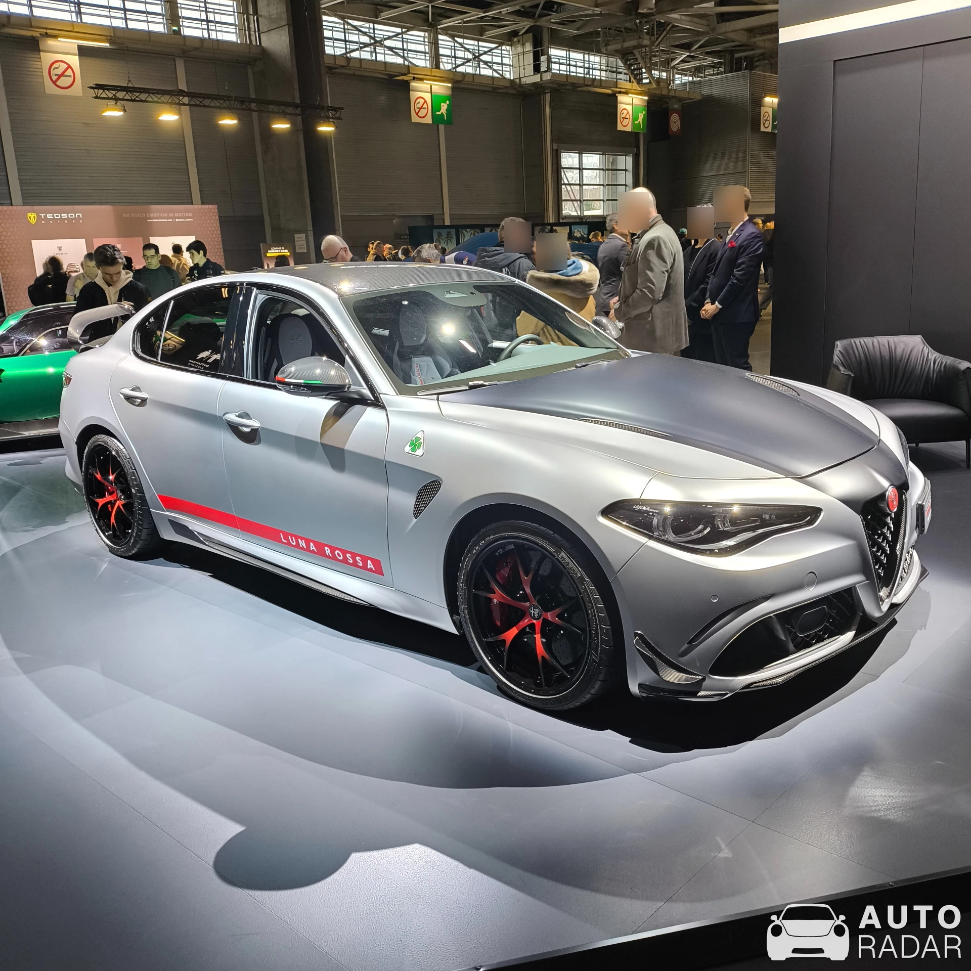 Alfa Romeo Giulia Luna Rossa spotted in Paris