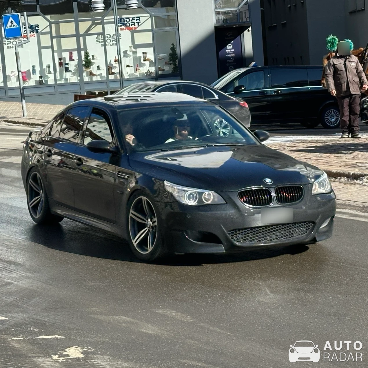 BMW M5 E60 2005 spotted in Sankt Moritz, Schweiz