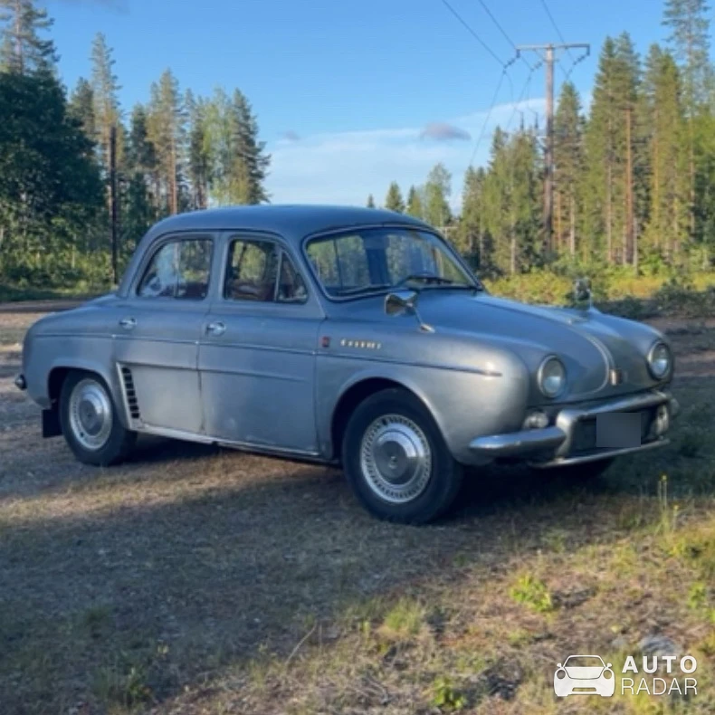 Renault Dauphine Gordini spotted