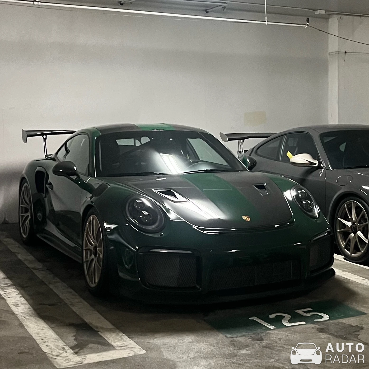Porsche 991 GT2 RS spotted in Beverly Hills, United States
