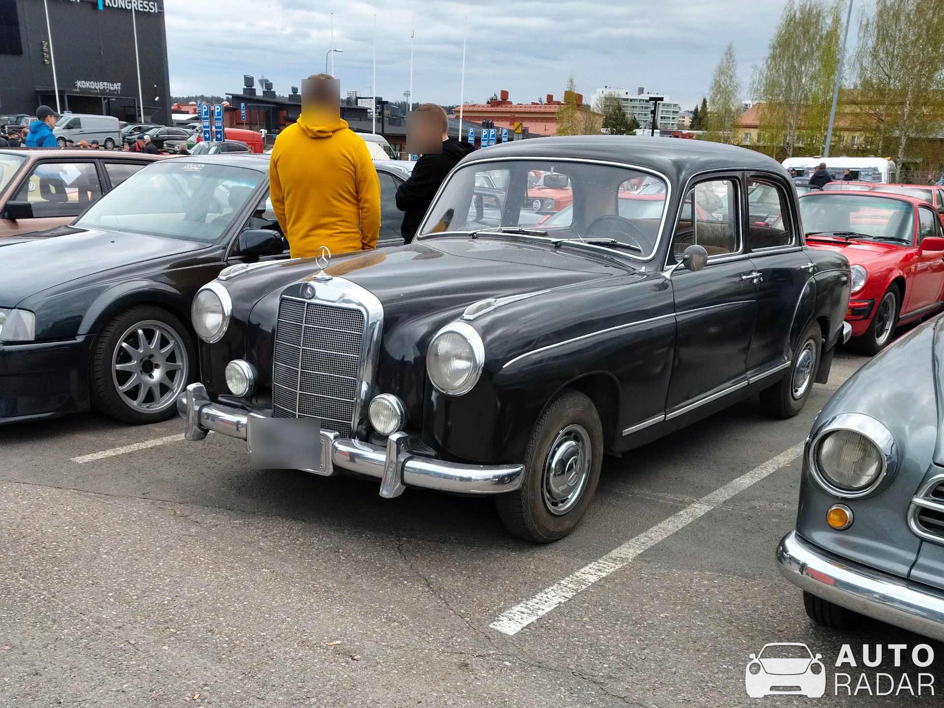 Mercedes 180 Ponton W120 spotted in Lahti