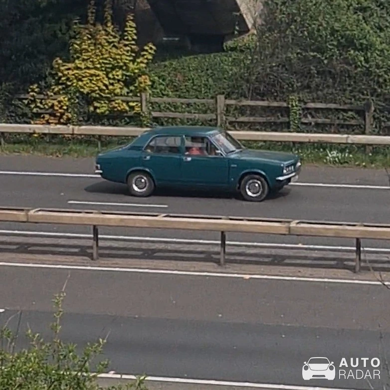Morris Minor MM spotted