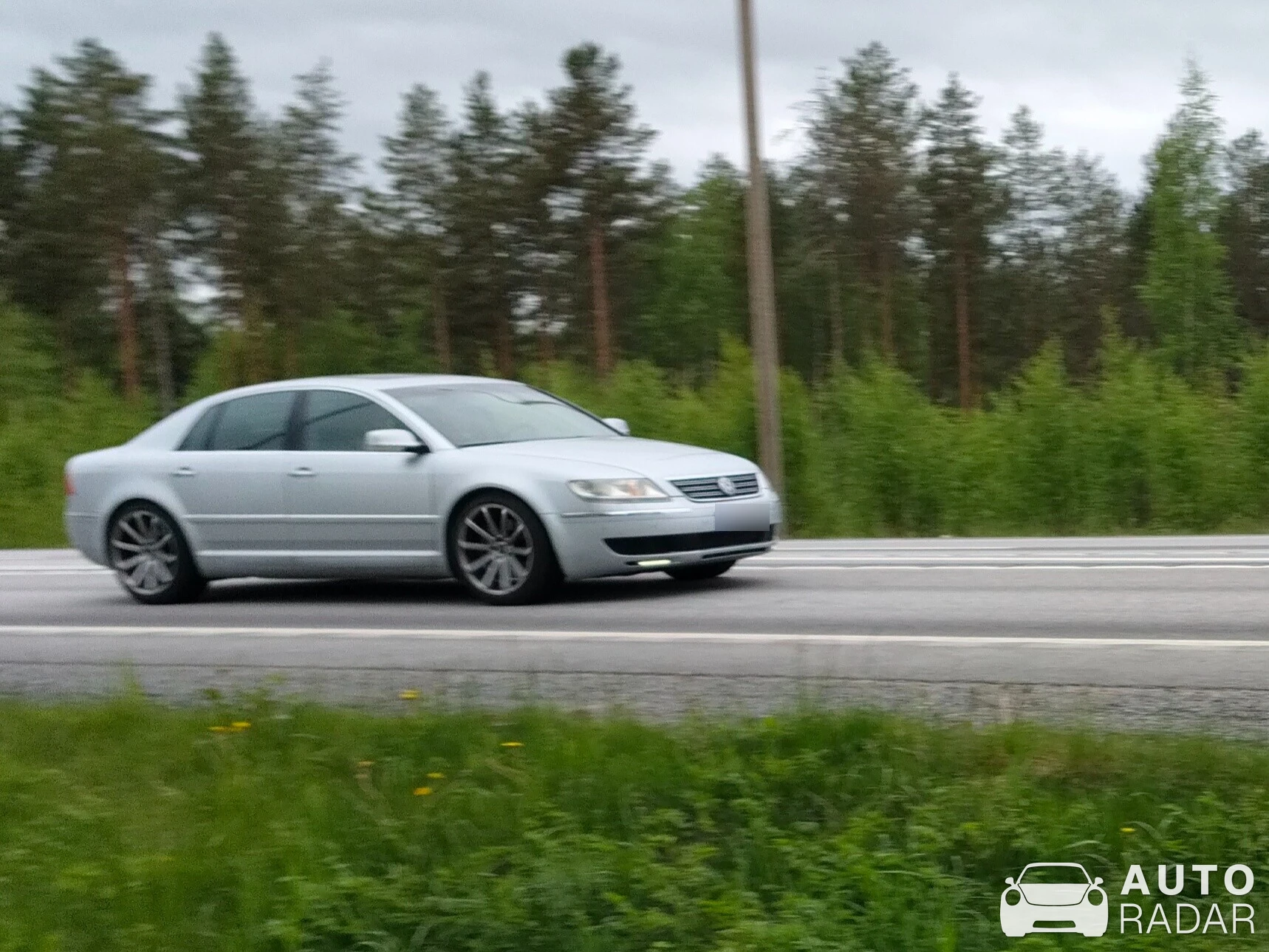 Volkswagen Phaeton spotted in Leivonmäki
