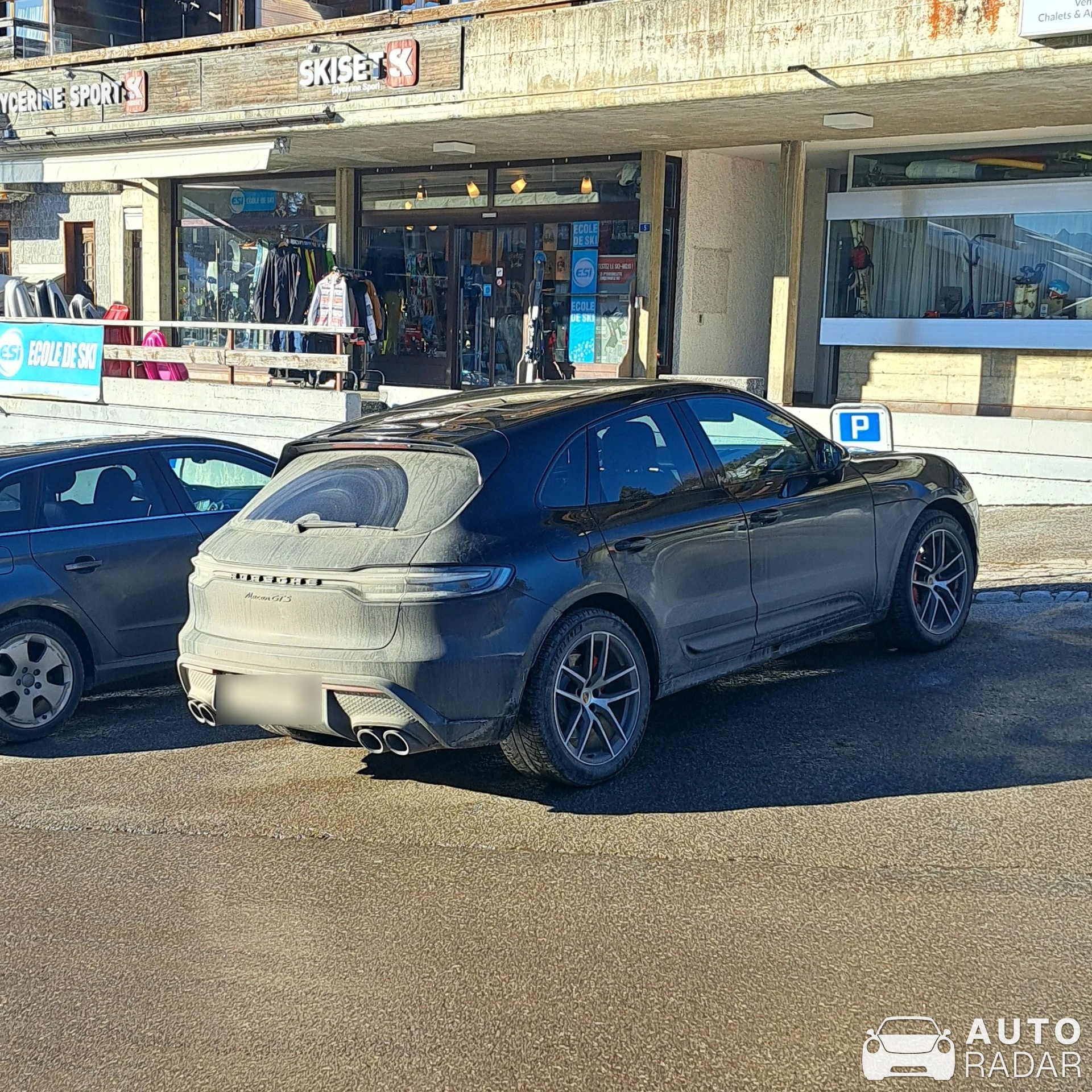 Porsche Macan GTS spotted in Anzère, Suisse