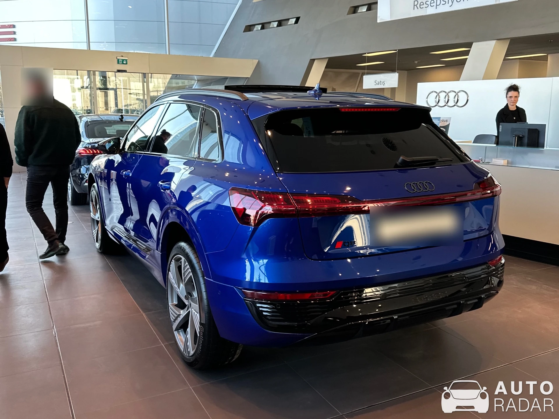 Audi Q8 E-Tron spotted