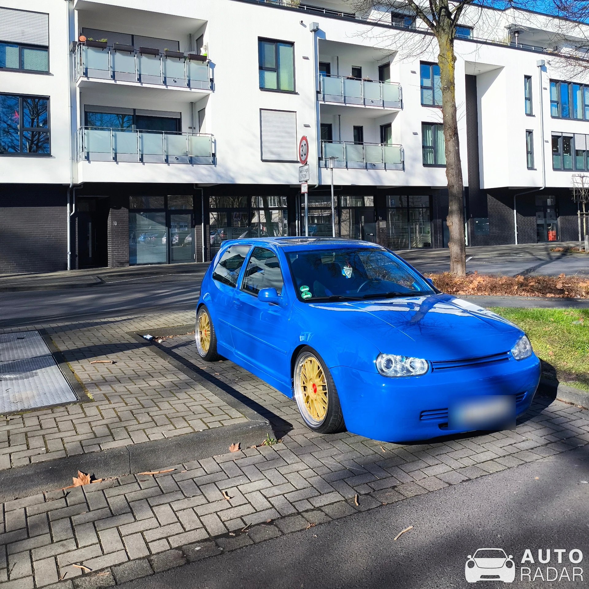Volkswagen Golf MkIV spotted in Hennef (Sieg)
