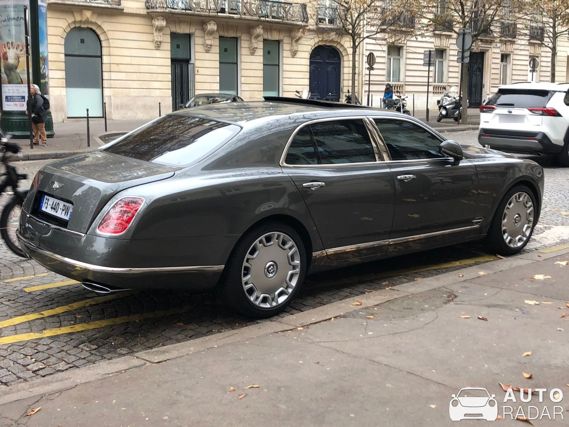 Bentley Mulsanne spotted in Paris, France