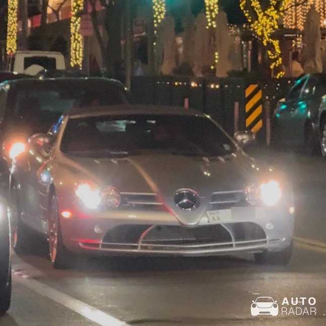Mercedes-Benz SLR McLaren Roadster spotted in Beverly Hills, United States