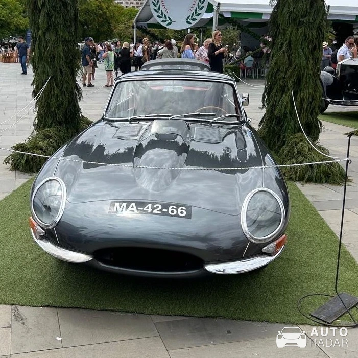 Jaguar E-Type spotted in Lisbon, Portugal