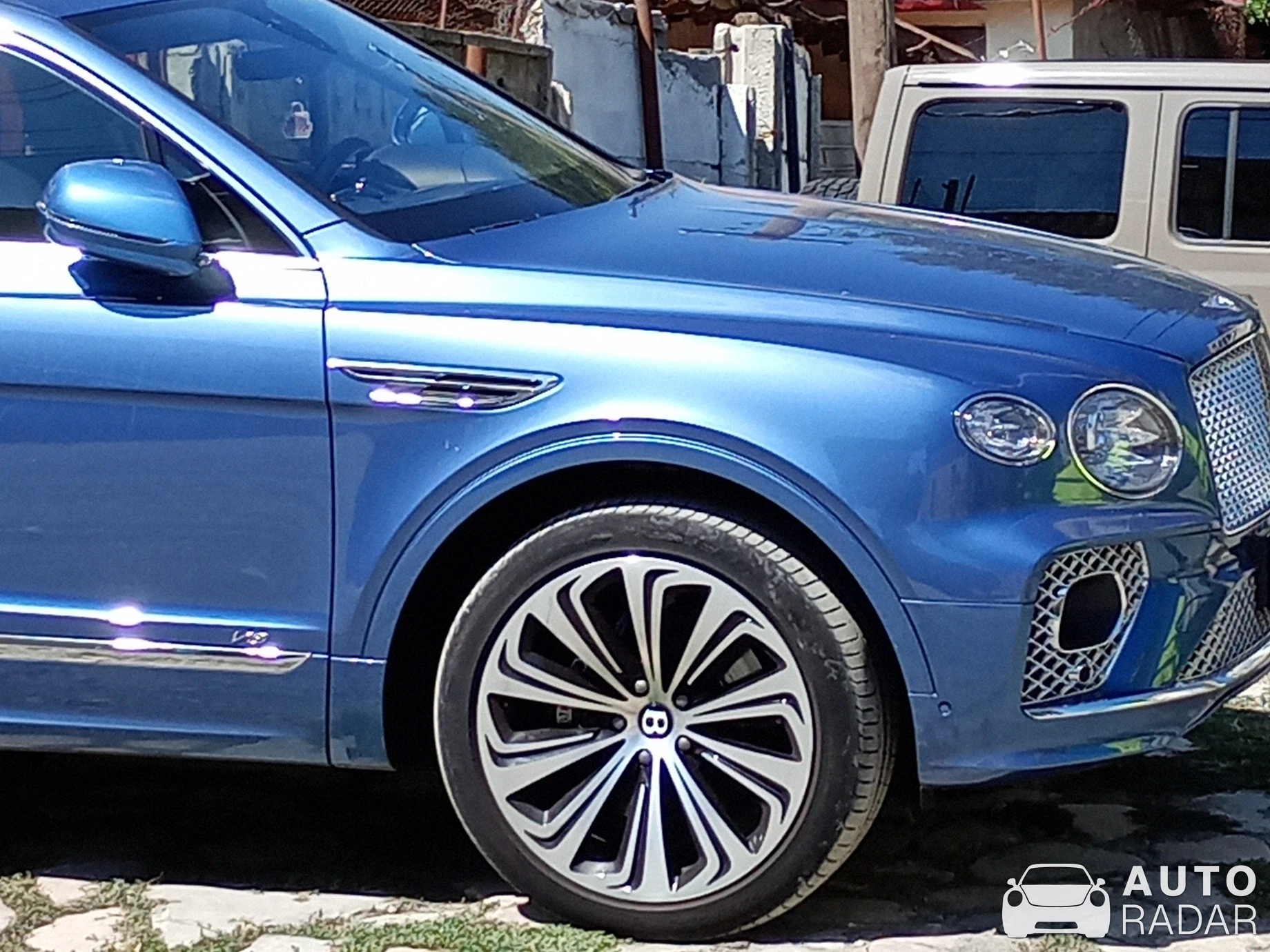 Bentley Bentayga V8 spotted in Tulcea