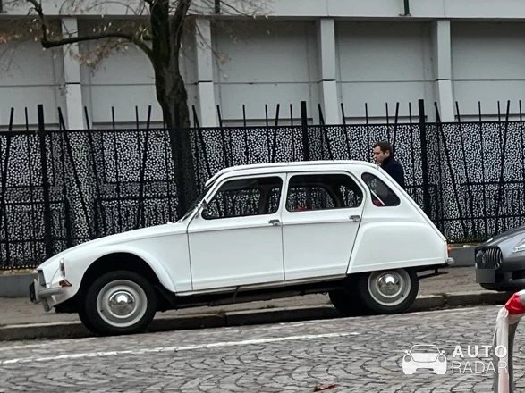 Citroën Dyane spotted in Paris
