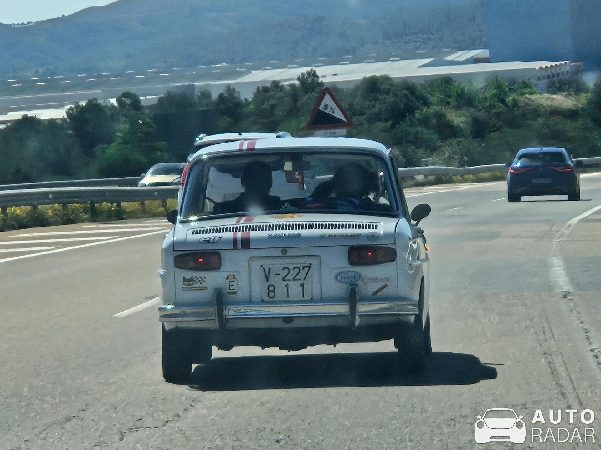 Renault 8 spotted in Sot de Ferrer