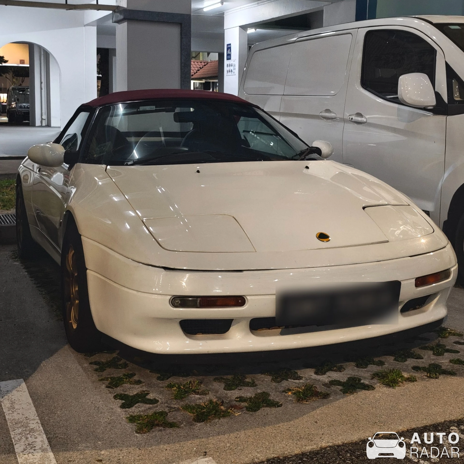 Lotus Elan M100 spotted in Singapore, Singapore