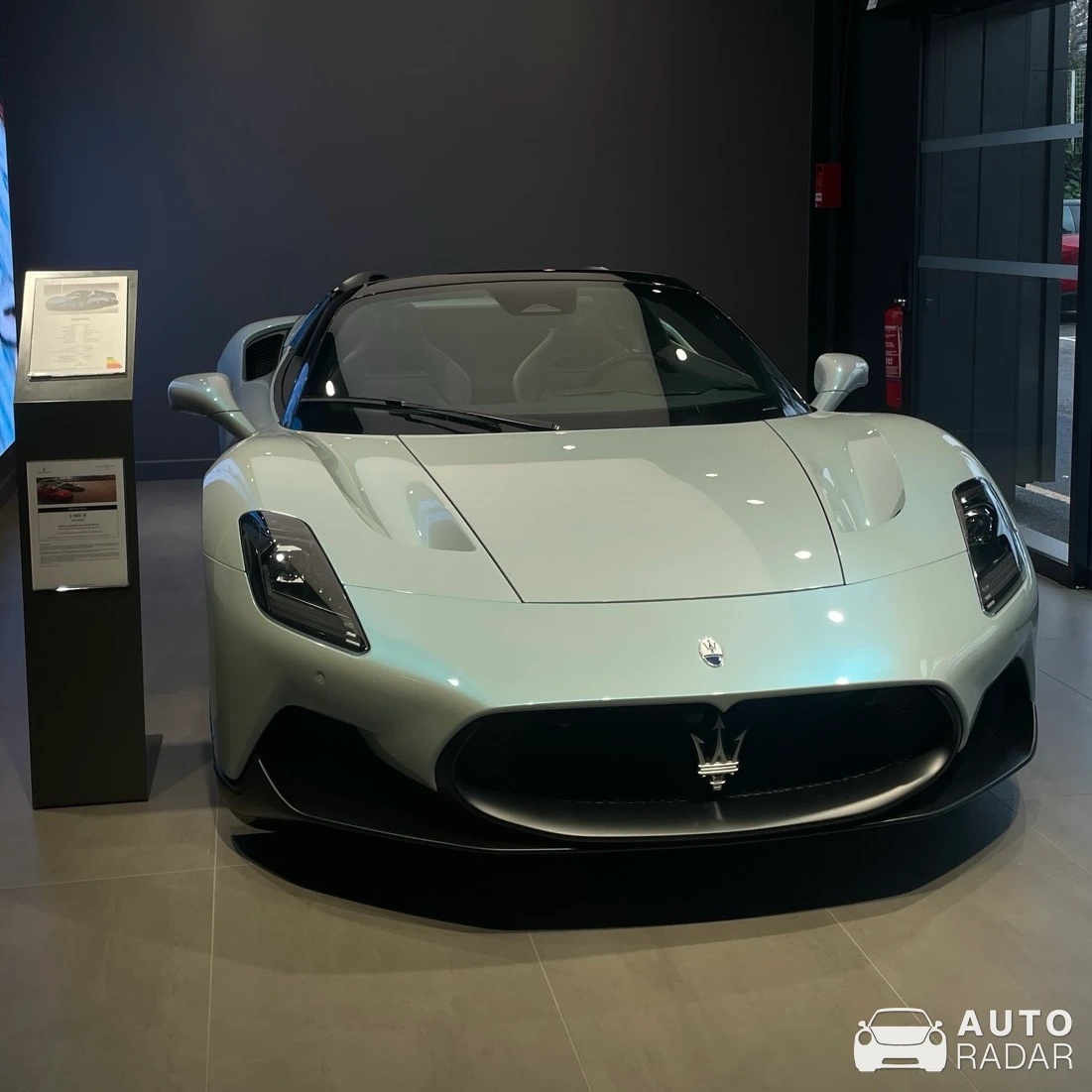 Maserati MC20 Cielo spotted in Sète