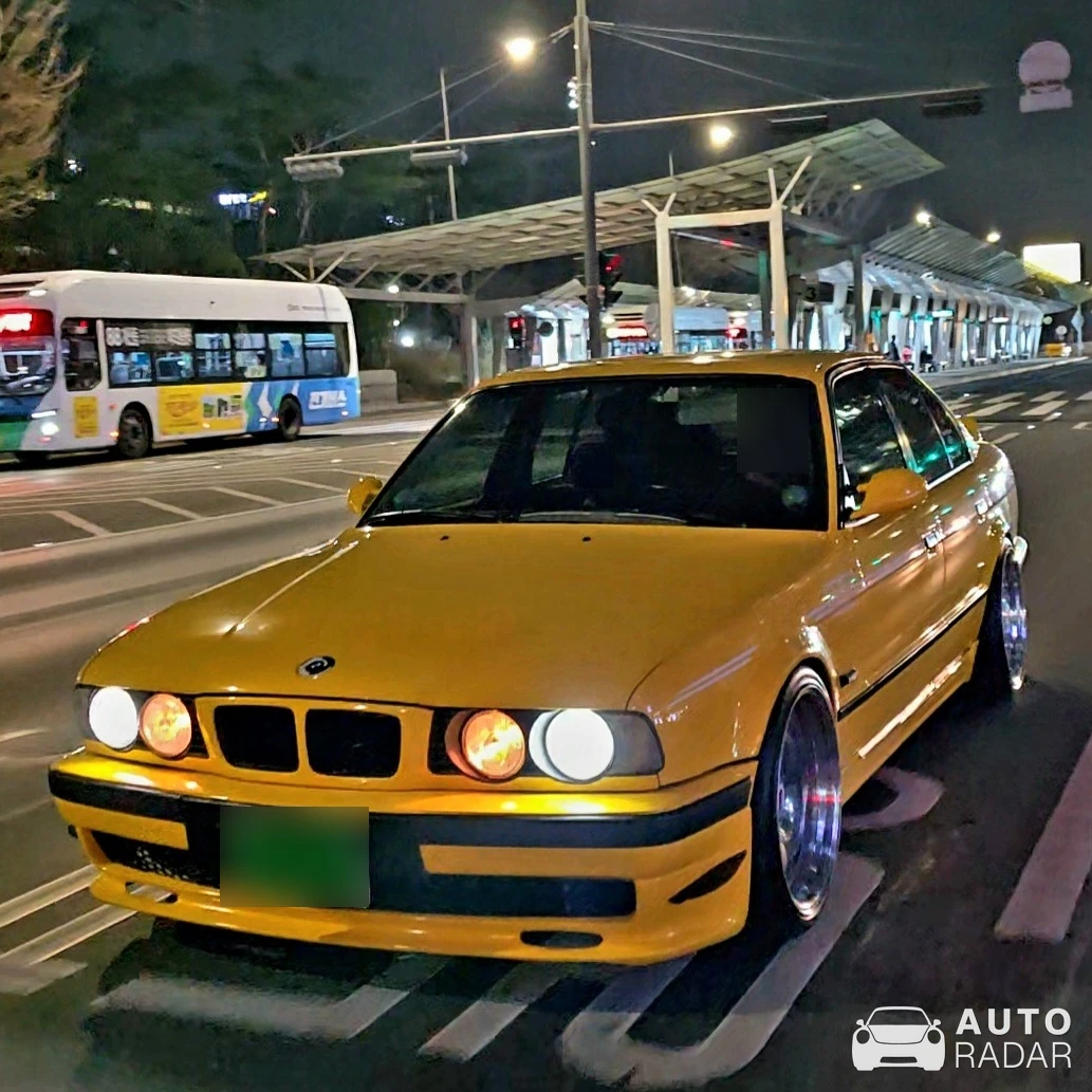 BMW M5 E34 spotted in Goyang-si