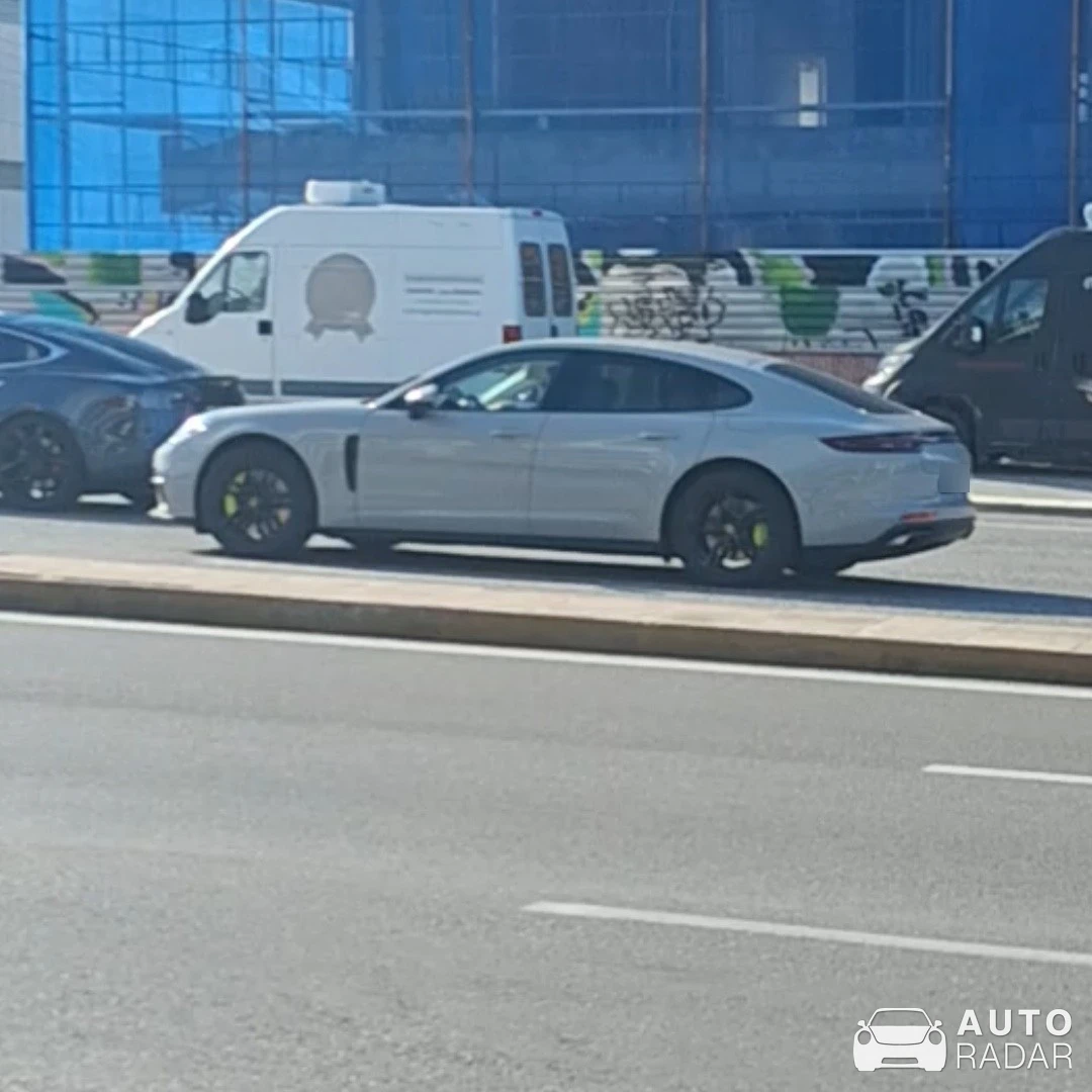 Porsche 971 Panamera 4 spotted in Glyfada, Greece