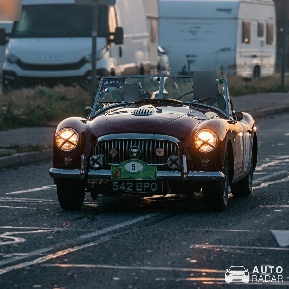 Nash Healey spotted in Blagnac