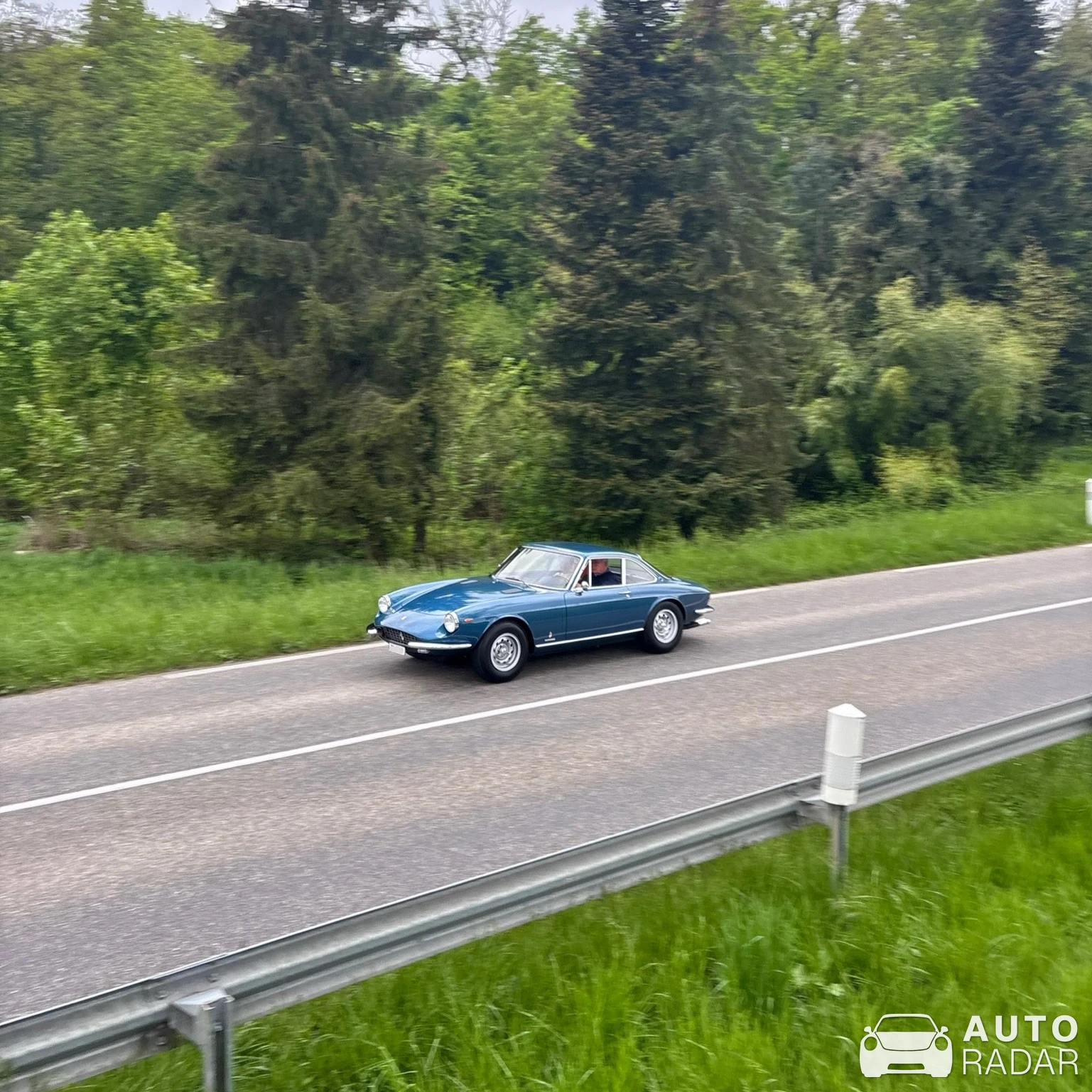 Ferrari 365 GTC spotted in Blotzheim