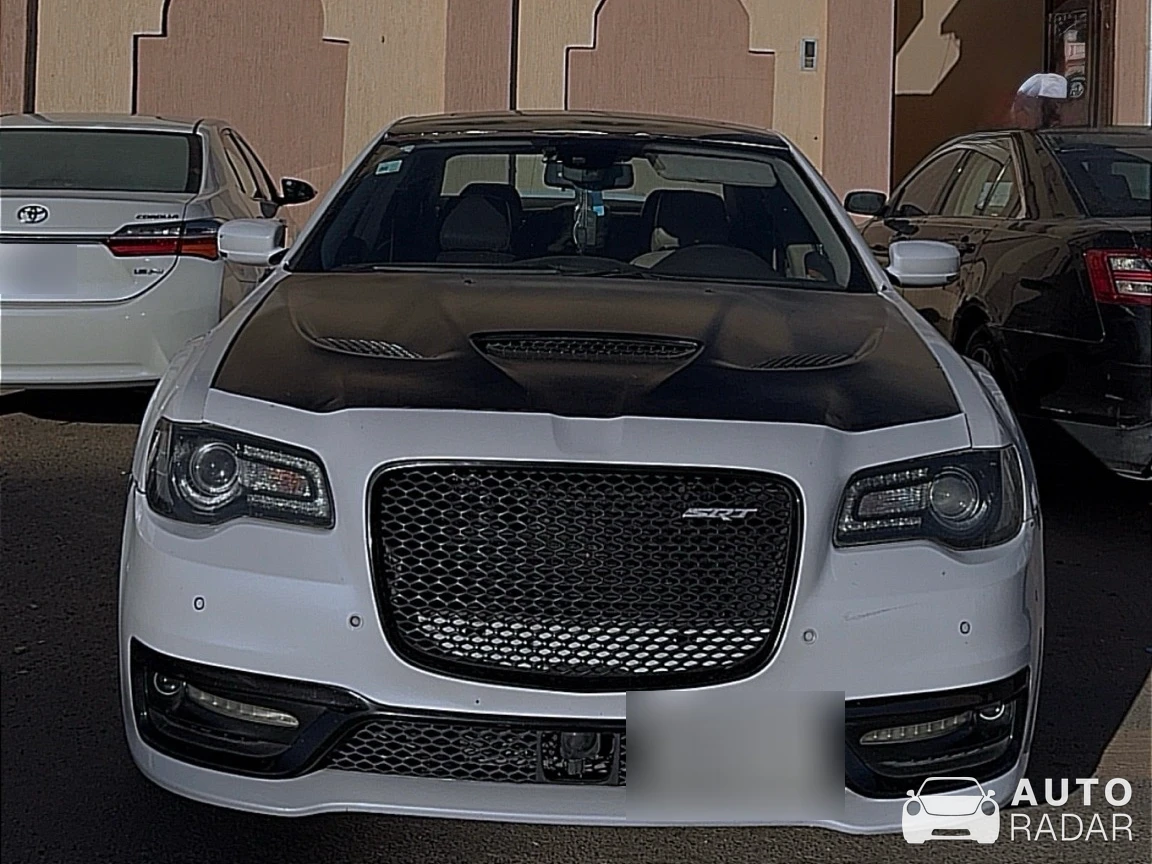 Chrysler 300C SRT8 2016 spotted in تبوك