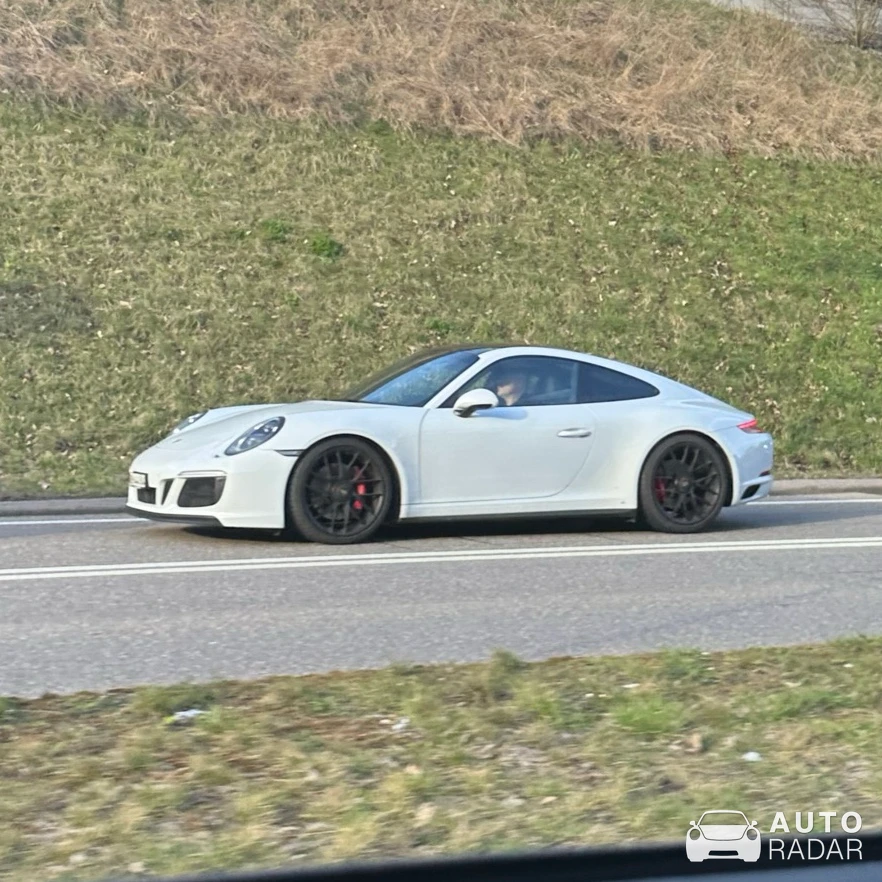 Porsche 991 Carrera 4 GTS MkI spotted in Winterthur