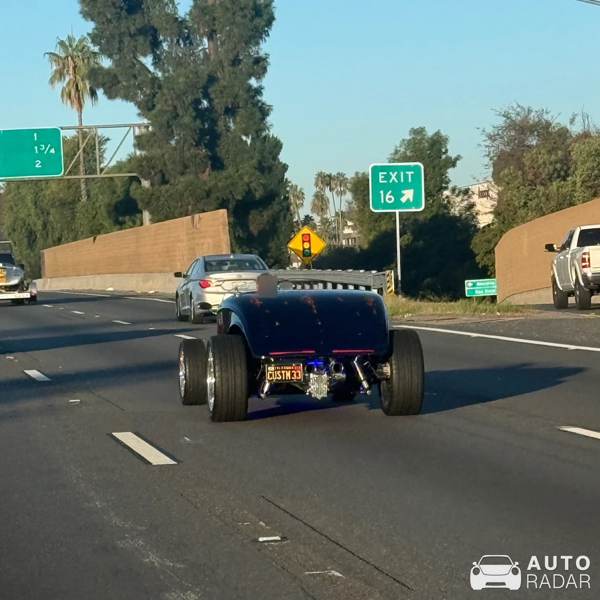 Ford 1941 spotted in Los Angeles