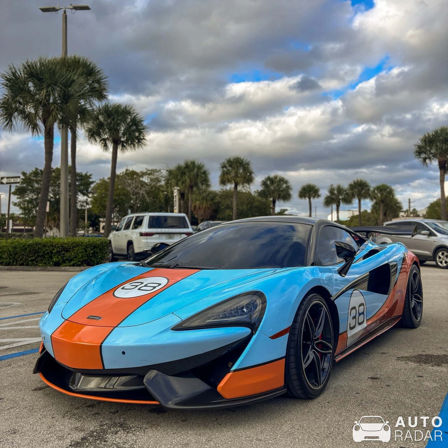 McLaren 570S spotted in Aventura, United States