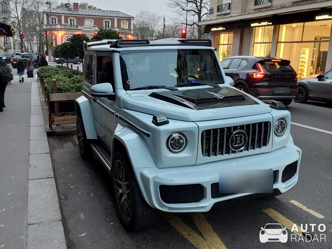 Mercedes-AMG Brabus G 63 2016 spotted in Paris, France
